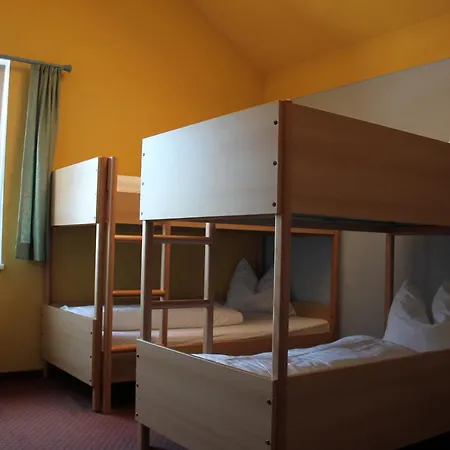 Aktiv Hotel 2*